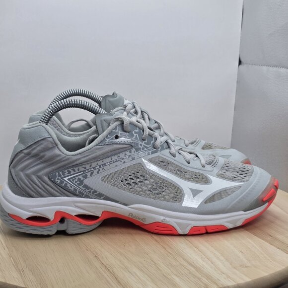 Mizuno Wave Lighting Z5 Women’s Volleyball Indoor Court Shoes Size 9 - Picture 3 of 9